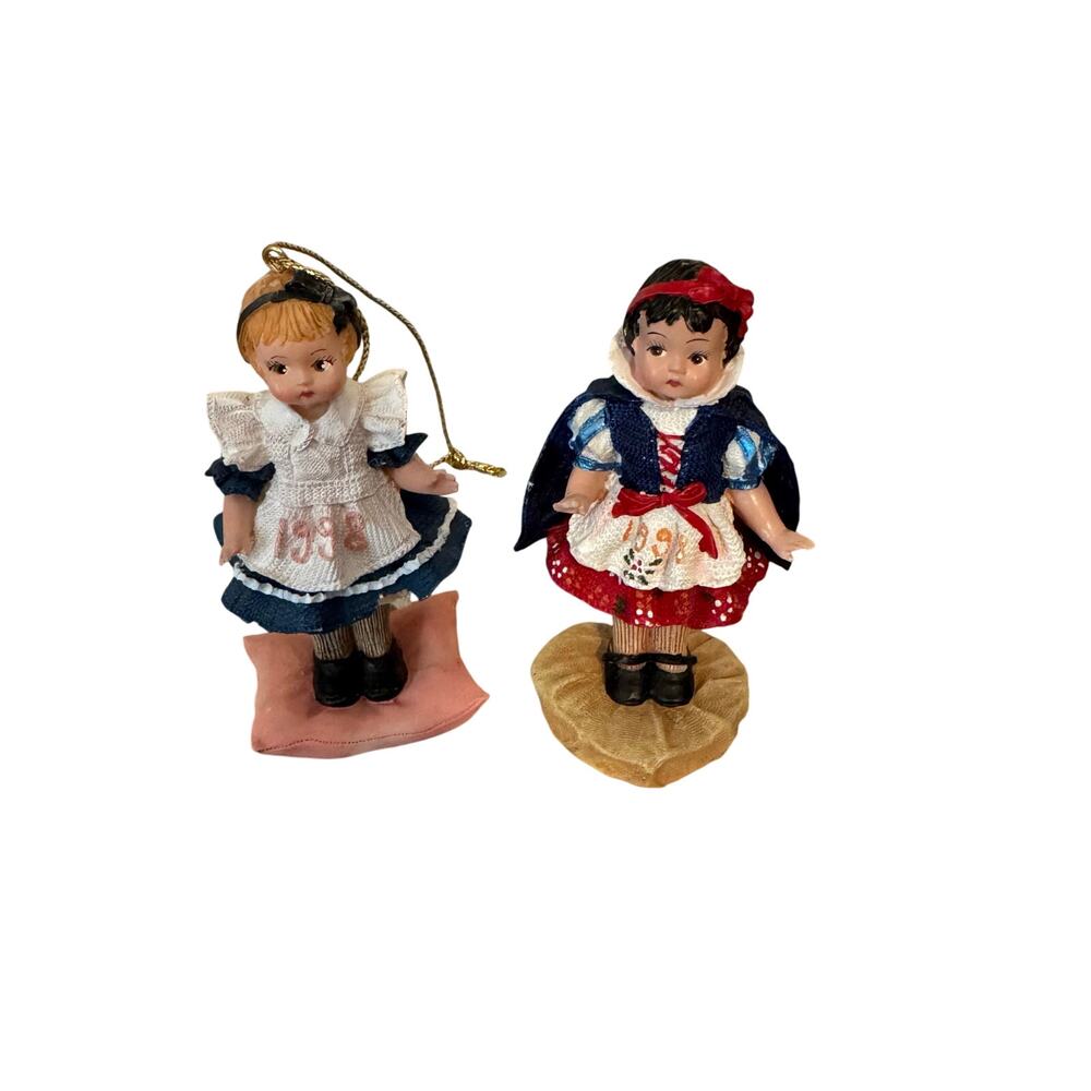 Effanbee Vintage Figurines 90s Snow White Cottagecore Collectible